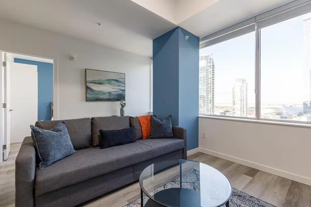 Lägenhet Dt Edmonton King Suite With Parking & 100 Walk Score