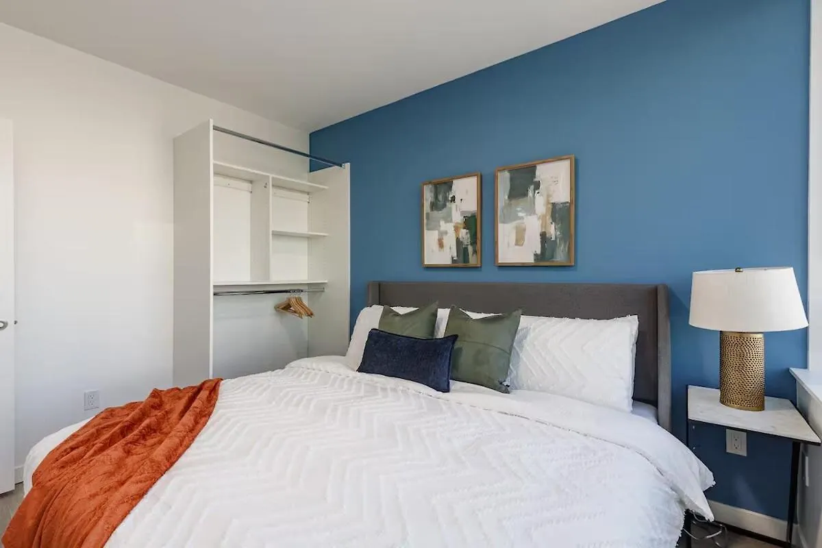 Lägenhet Dt Edmonton King Suite With Parking & 100 Walk Score
